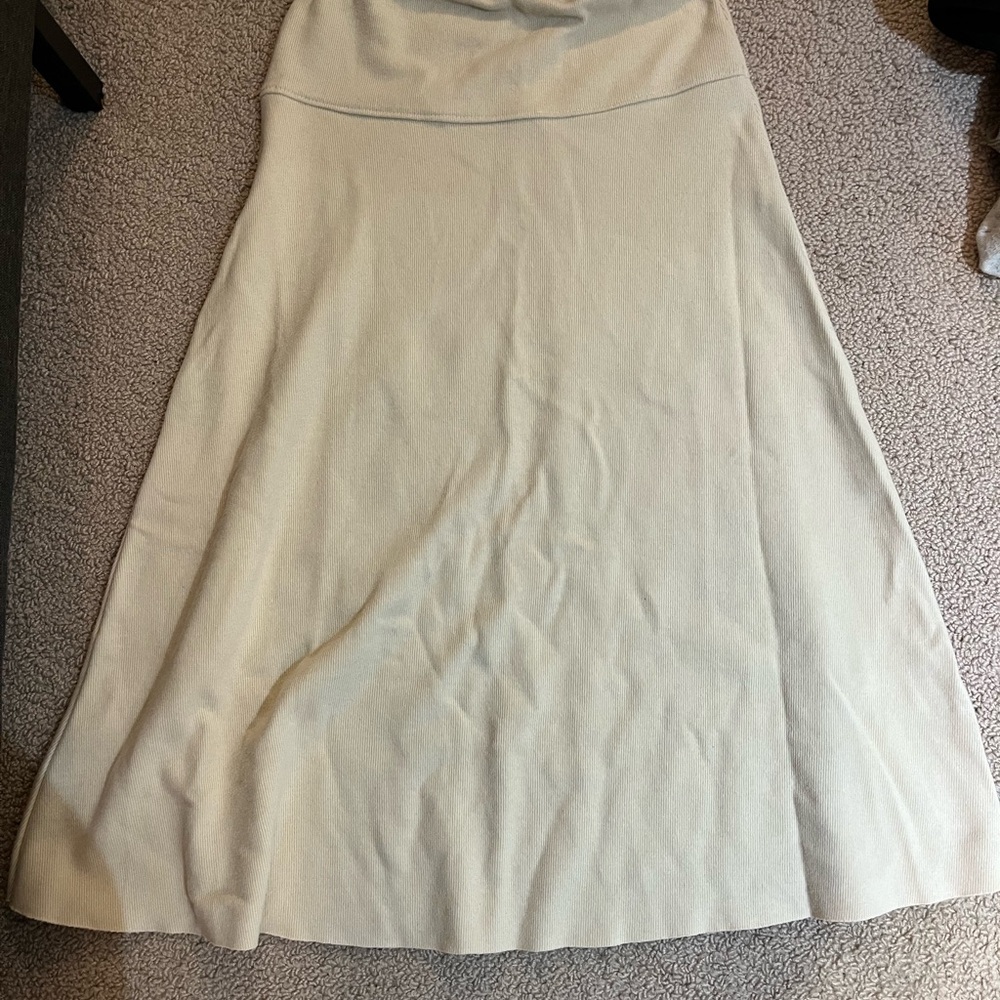 Elegant Cream Women's Skirt